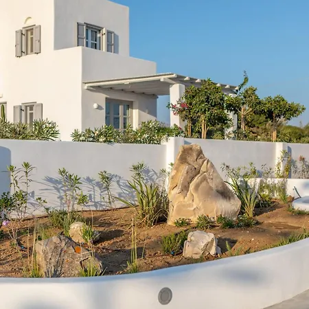 Argana Naxos * Naxos City